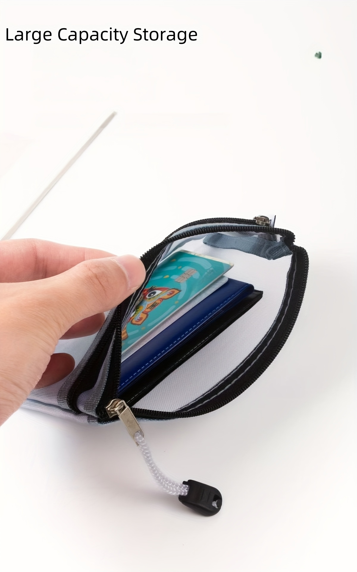 Dvoslojna mrežasta torba za skladištenje, prenosivi držač za vozačku dozvolu, organizator za pasoš i knjižicu o prebivalištu, držač za bankovne kartice sa rajsferšlusom, providni novčanik za kartice