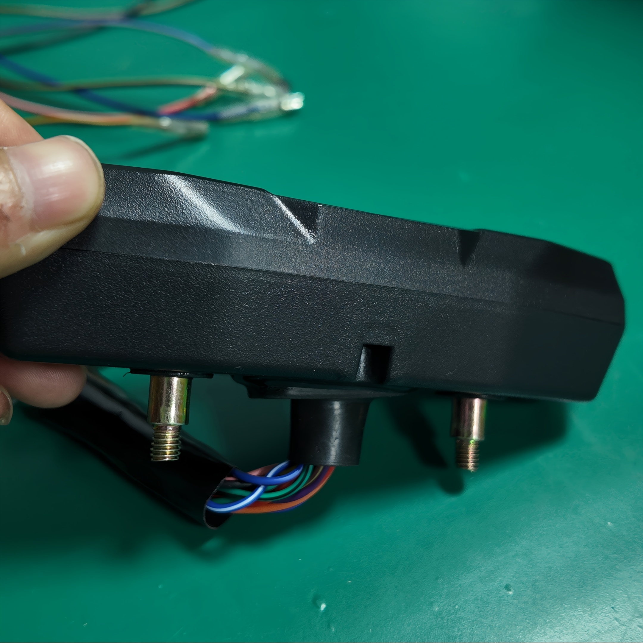 Univerzalni Mini Moto Digitalni Tahometar, Brzinomer i Brojač Kila za Displej Kontrolne Table Motocikla, Pogodan za Različite Tipove Motocikala - Rezervni Delovi i Dodatke, Bez Baterije