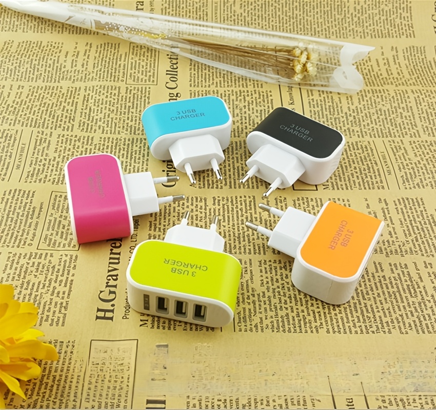 USB punjač sa više portova i pametnim LED osvetljenjem