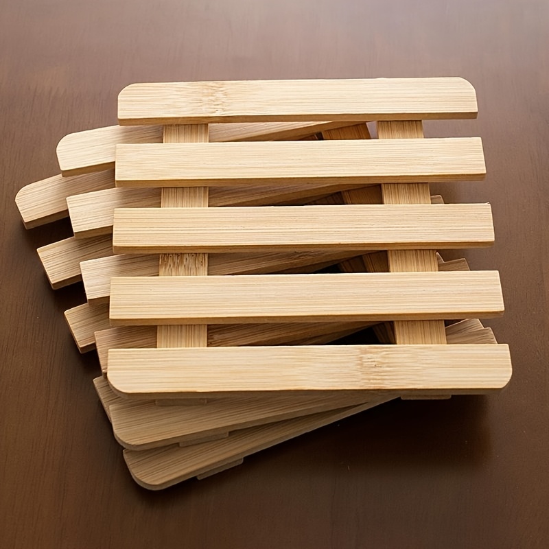 3 komada Jednostavna Bambus Otporna na Toplotu Podloga | Toplotno Izolaciona Podloga za Sto, Toplotno Izolaciona Podloga za Tanjire, Podloga za Pleštic, Napravljena od Bambusa i Orašastog Oraha