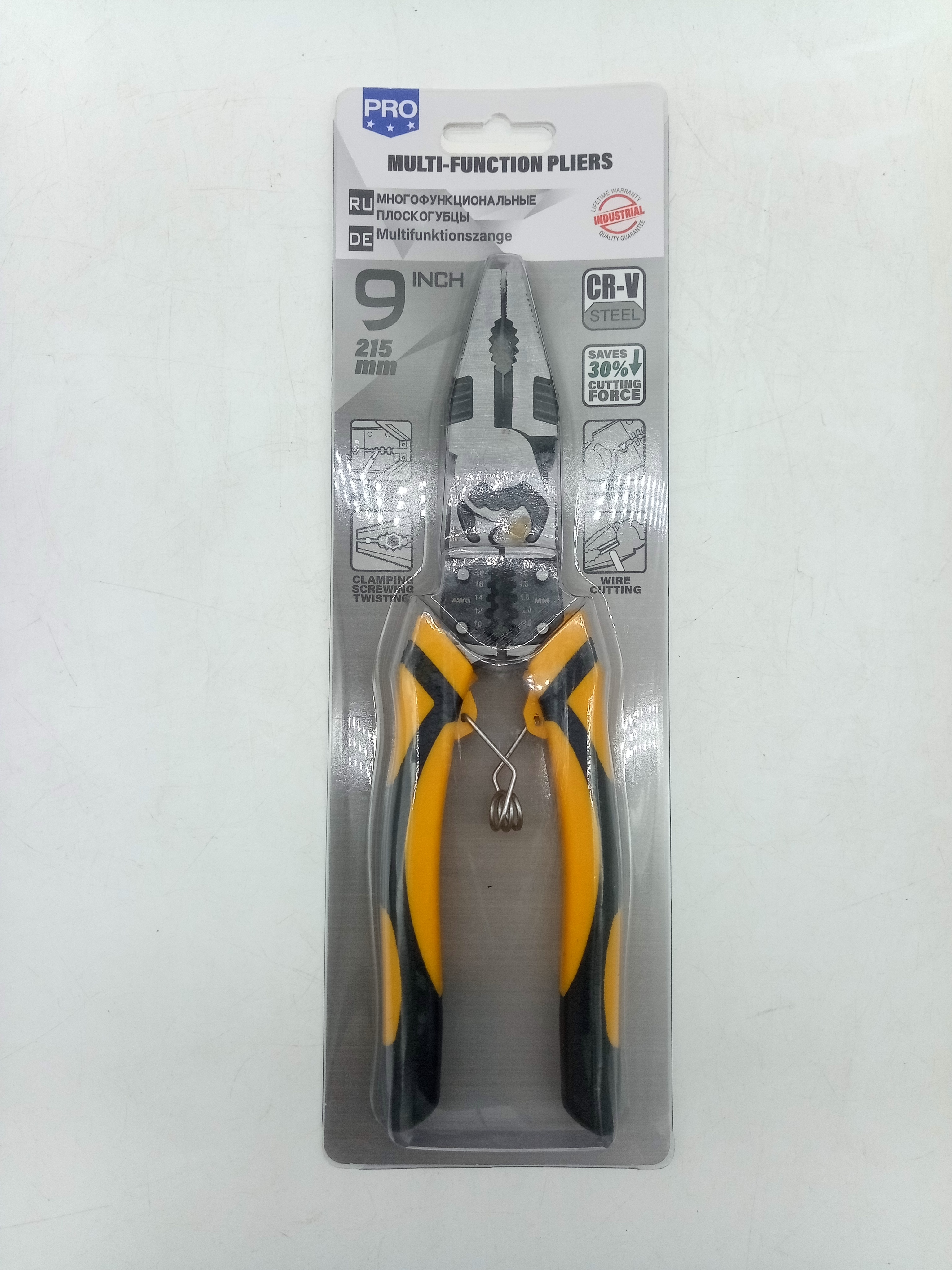 Višenamenska električarska klešta sa udobnim držanjem, igličastim vrhom, mogućnošću dijagonalnog sečenja i dizajnirana za različite primjene u rukama.