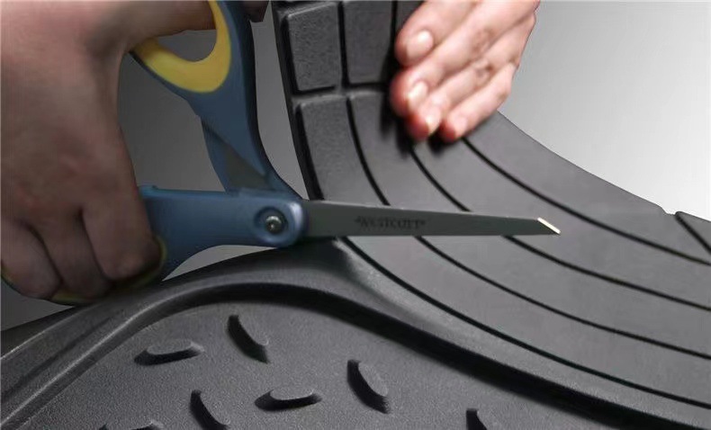 Ekstra velika PVC podloga za prtljažnik automobila 139x109cm, vodootporna, protivklizna, sa isečenom mrežom za zaštitu vozila