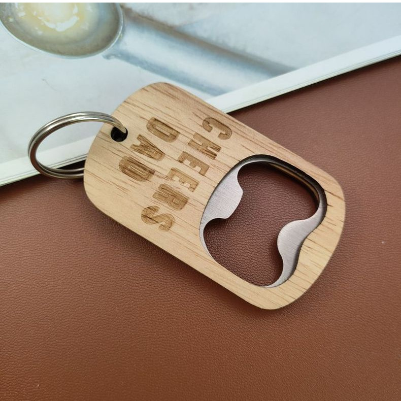 Otvarač za pivo od nerđajućeg čelika sa ergonomskom ručkom i vrhom šrafcigera - Izdržljiv, otporan na rđu, dvostruki otvarač za kapice i flaše za kuću, barove, žurke - Kompaktan prenosivi dizajn sa rupom za privezak (bez ivica, sigurno skladištenje) - Idealan za pivo