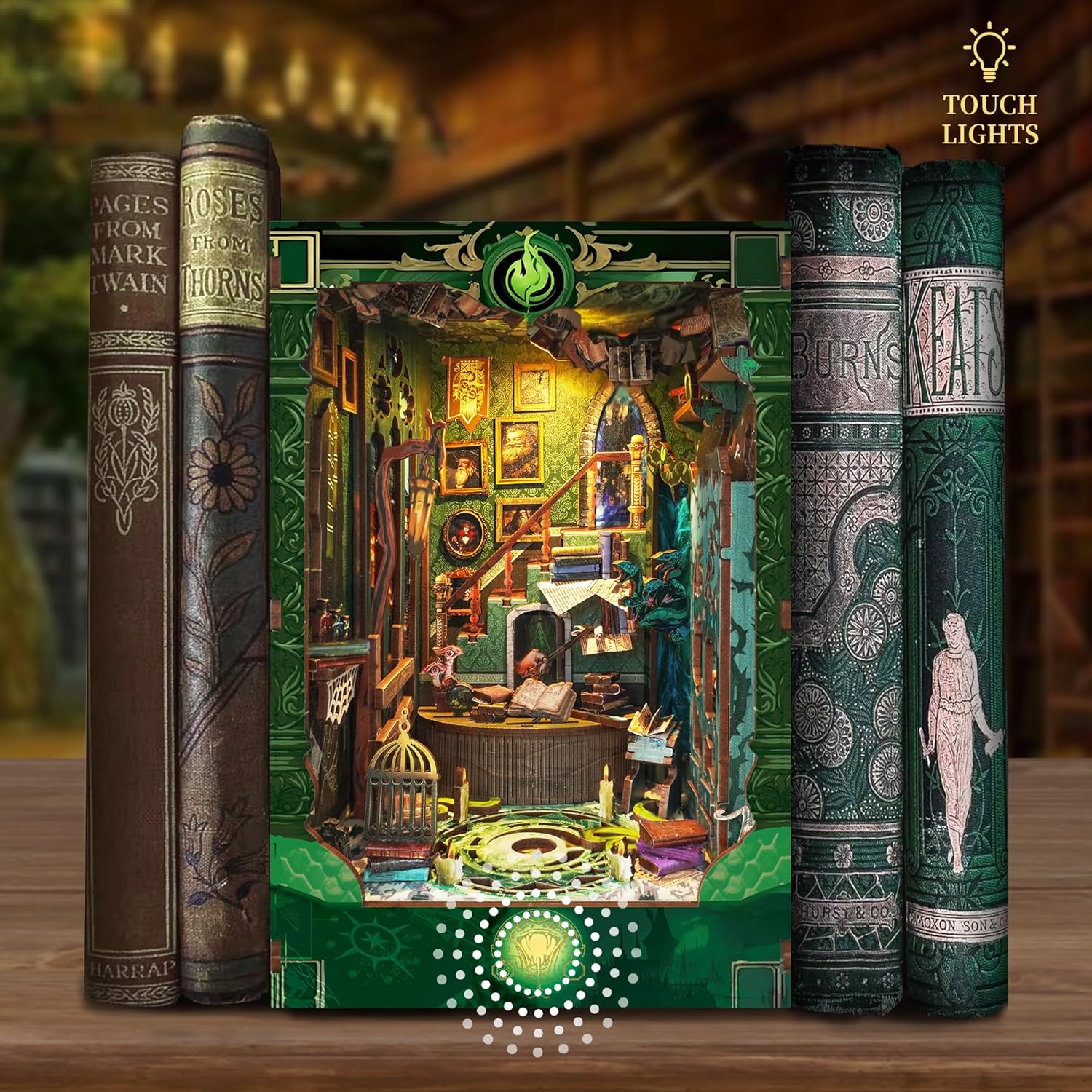 Kompleti za kutak za knjige za odrasle - Napravite svoj vlastiti minijaturni umetak za policu za knjige sa LED osvetljenjem, maštoviti kompleti za izradu knjižnog kutka, dekoracija sobe za fantazijsku tavern dioramu, savršen poklon za ljubitelje knjiga, kutak čuda i knjiga.