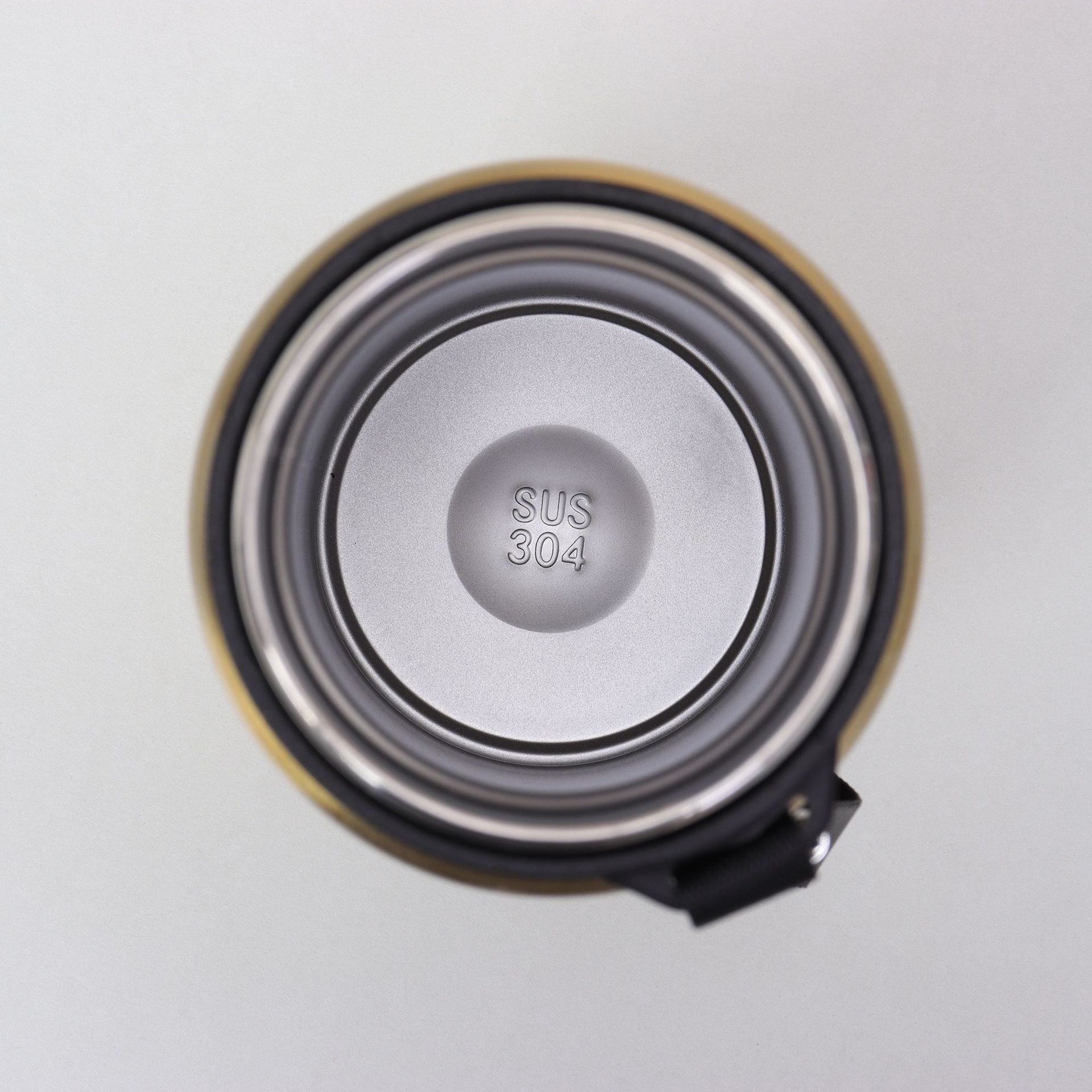 304 Izolovana čaša od nerđajućeg čelika | Prenosivi čajnik velikog kapaciteta za spoljašnju upotrebu, šolja za čaj za kancelariju i posao, idealna za novogodišnje poklone, isključivo ručno pranje