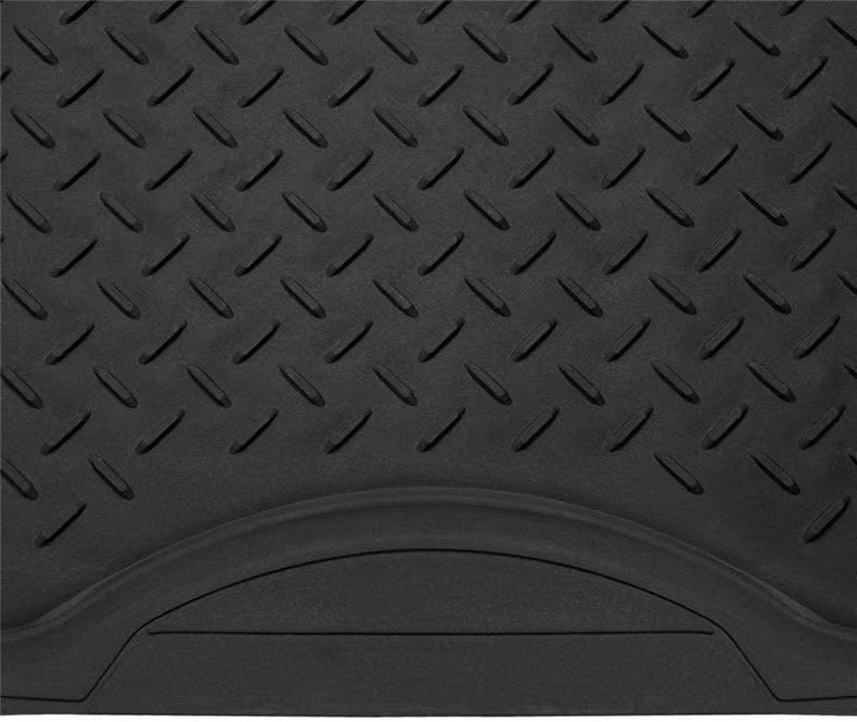 Ekstra velika PVC podloga za prtljažnik automobila 139x109cm, vodootporna, protivklizna, sa isečenom mrežom za zaštitu vozila