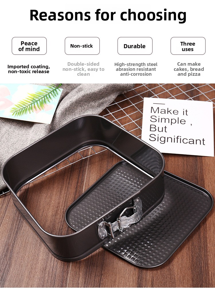 Kolekcija od pet četvrtastih posuda za cheesecake, dizajniranih da ne propuštaju i imaju nelepljivi premaz sa uklonjivom bazom. Izdržavaju visoke temperature i idealne su za pečenje kolačića, pite od palačinki, sunđerastih kolača, voćnih tart.