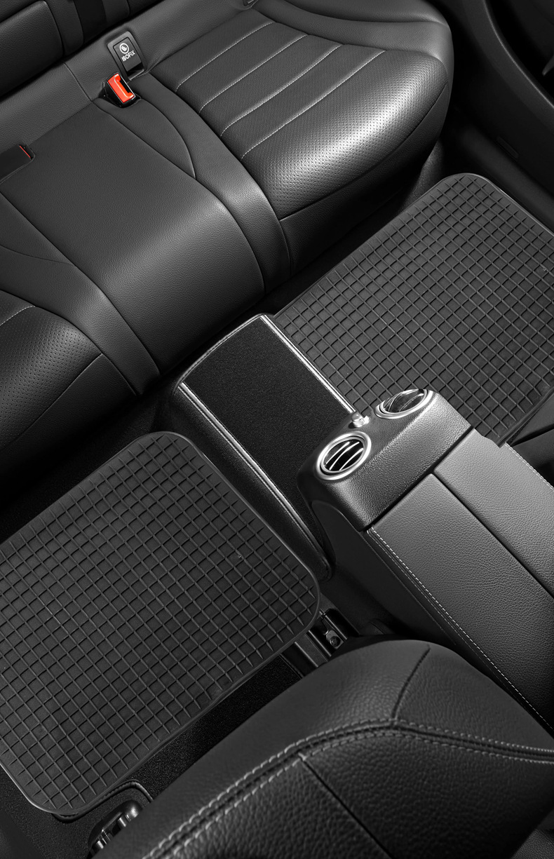 4 komada univerzalnih podnih prostirki za automobile - izdržljive PVC, neklizajuće i lako za čišćenje, pogodne za limuzine i SUV vozila, za sve sezone: proleće, leto, jesen i zima