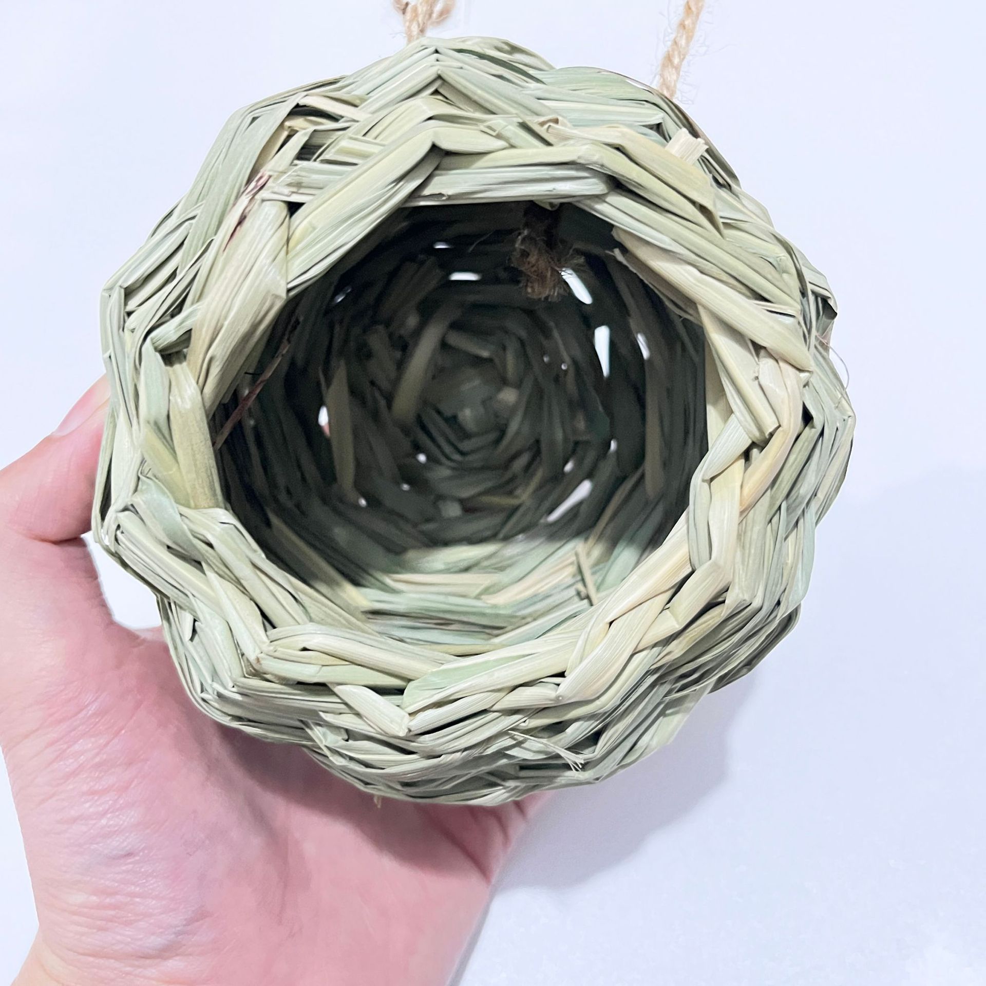 Ručno rađeno pleteno olo gnezdo za papagaje | Topla kućica za ptice za dekoraciju vrta sa prirodnom pletenicom od trave