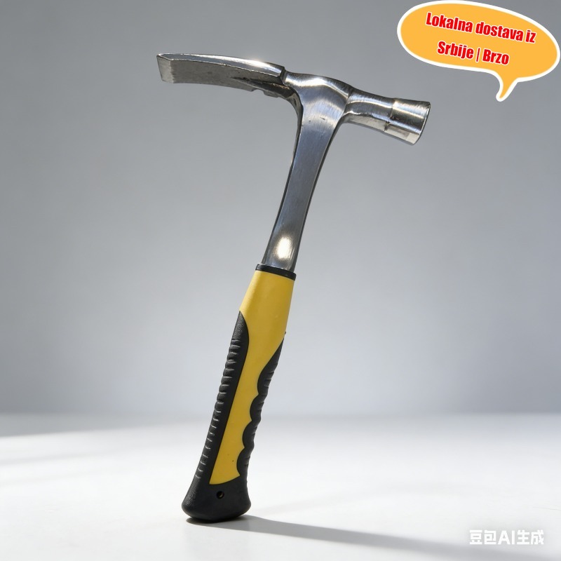 Višenamenska kovana motika i čekić za baštovanstvo i uređenje pejzaža, dizajnirana za kopanje i lomljenje kamena, sa neklizajućom drškom