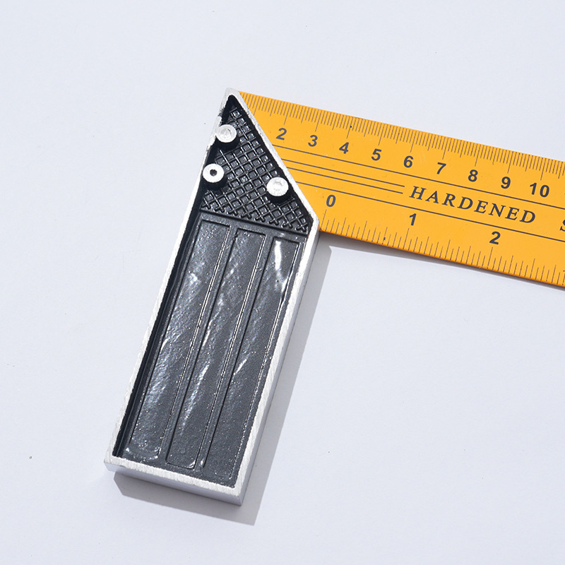 Žuta aluminijumska osnova, žuti lak ugao veličine, žuti lak ugaoni merač, čelična traka, drvodeljski blato pravougli merač