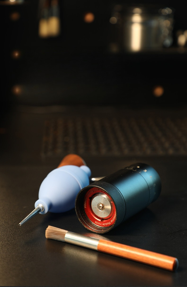 Ručni komplet za duvanje kafe pogodan za mašine i mlinove za kafu - Prenosivi duvač sa balonskom četkom za čišćenje prašine, kompaktni dodatak za održavanje espresso mašina, čišćenje mlinova, nega uređaja