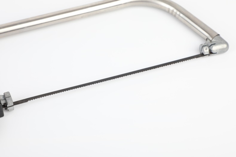 Višenamenski set čeličnih okvira za testere za kućnu upotrebu, mini čelične testere, ručno sečenje, linijsko sečenje, set đavolje testere, Zadaci za ručno sečenje,Višenamenski set testera,Prenosivi sistem za sečenje,Utilitaristička estetika,Precizno isečene oštrice,Izdržljiv mehanizam za sečenje