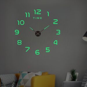 Zidni sat na baterije