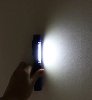 Baterijska magnetna lampa