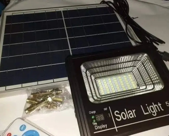 Solarni reflektor sa displejem i daljinskim upravljačem - Slika 7