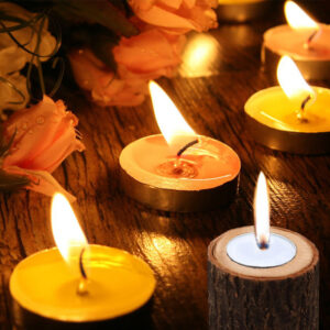 Vintage Rustikalni Drveni Držač za Sveće za Venčanja – Drveni Stoni Ukras sa stubastom ili lojnom svećom, za Venčani Luk, oltar ili dekoraciju za prijem, Kompatibilan sa stolom