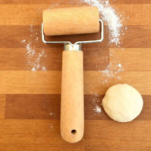 Dvostrani drveni oklagija – Čvrsti drveni valjak za testo za domaću kuhinju, za pravljenje knedli, testenine i pečenje, višenamenski štap za valjanje brašna sa dvostrukim valjcima