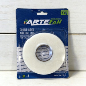 ARTEFAN Izdržljiva dvostrana pena traka, nosivosti do 1Kg, sa robusnim lepkom pogodna za metal, plastiku, drvo i razne zadatke popravke u domaćinstvu