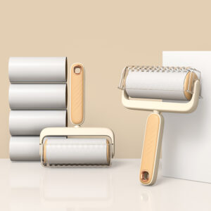 Valjak četka za čišćenje prašine za kućnu upotrebu, sa odvojivom dugom drškom, dizajniran za lako uklanjanje dlaka i prašine sa daškom elegancije