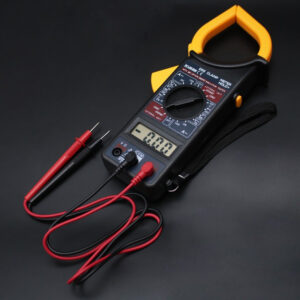 Stezaljka merač digitalni multifunkcionalan otpor na vatru struja metar, steznik protokomjer univerzialna merica. Stežaći meter pametno dijalogički klemmetr za struju i napon AC sa torbom testera, industrijski monitor elektrišne ispitivanje digitální displey prenosivi testirac izdrzdljiva konstrukciya bezbednost usaglašeňe volti klamp tehnikama eletrikari