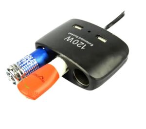 3 Uticnice za Auto i 2 USB Ulaza Efikasno Napajanje Tokom Putovanja