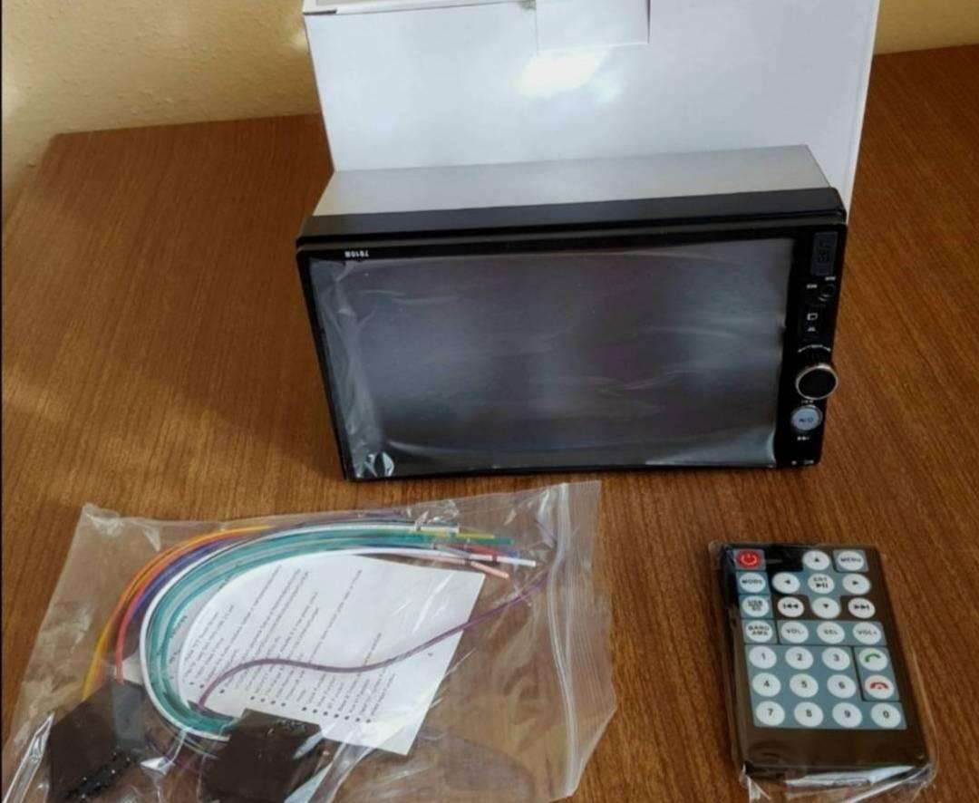 7010B multimedija za auto - Slika 4