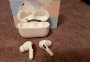 AIRPODS PRO Imamo ih u vise boja