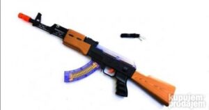AK 47 Weaponry igracka puska sa muzickim efetkom