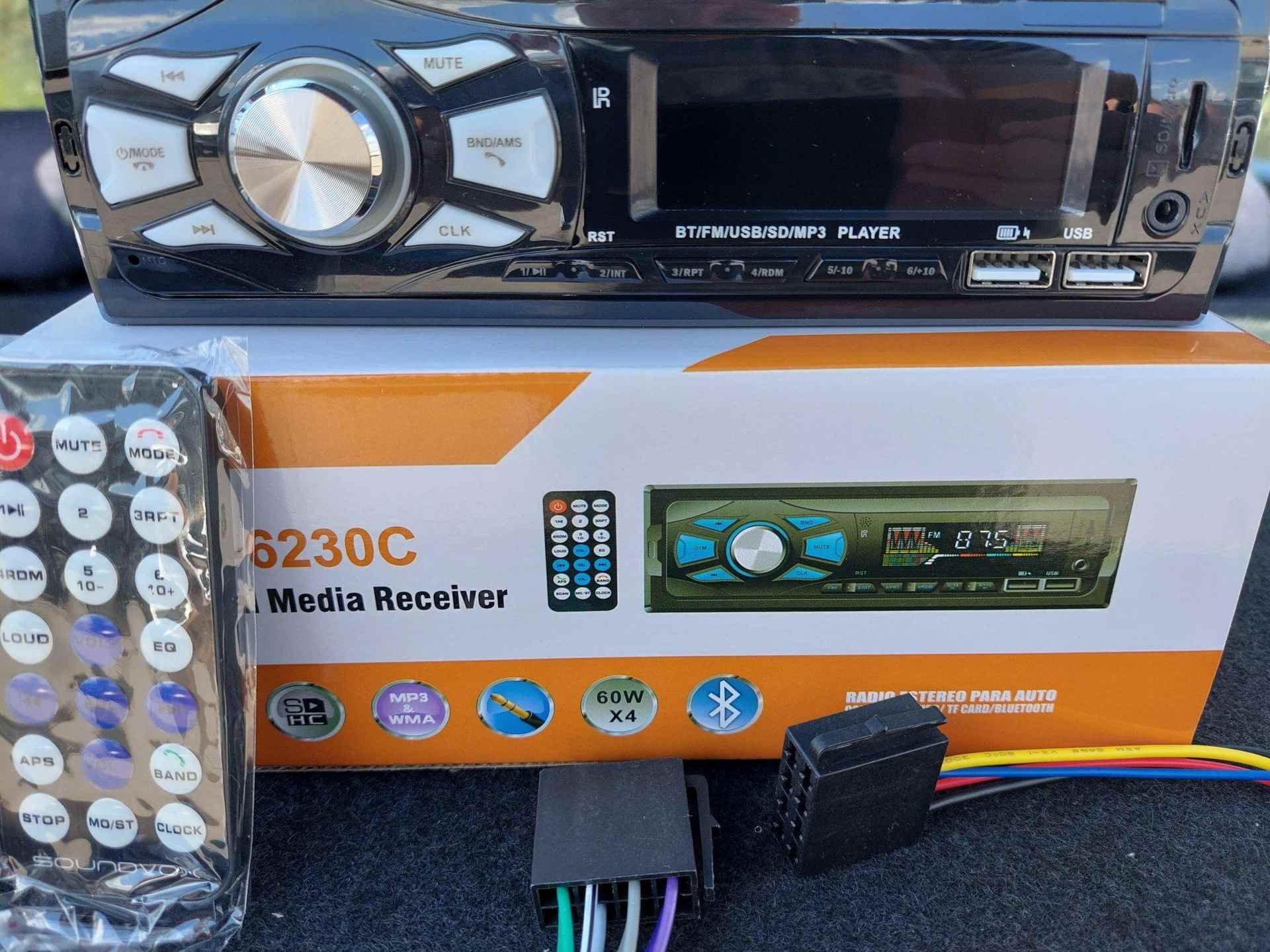 Auto Radio MP3 USB SD kartica Punjac Bluetooth radio za kola - Slika 4