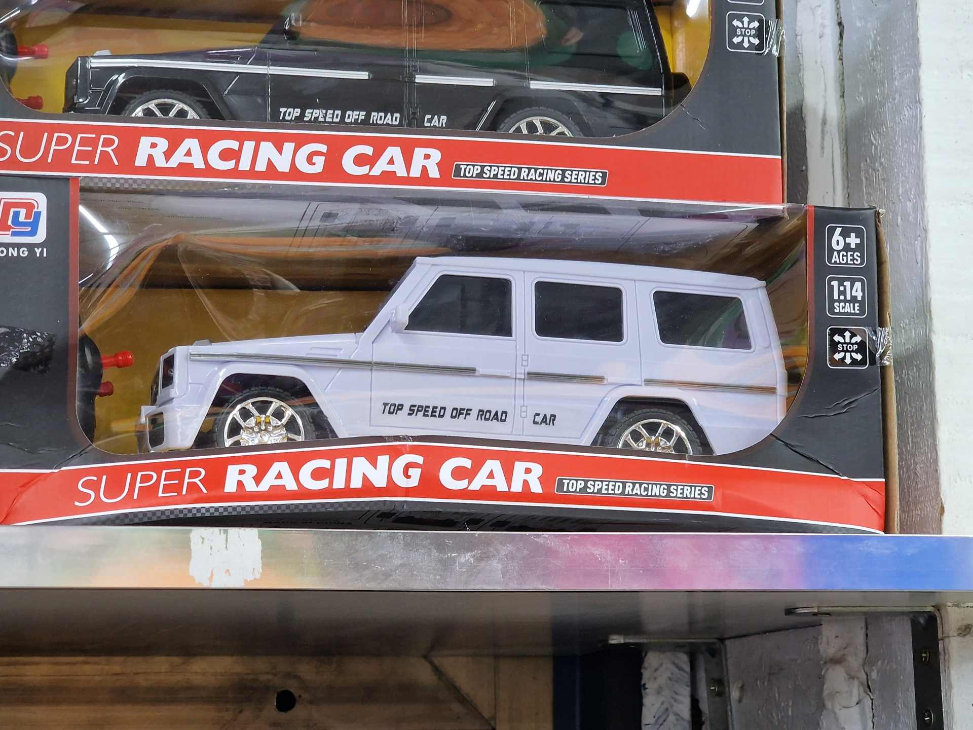 Auto na daljinski upravljac - Slika 3