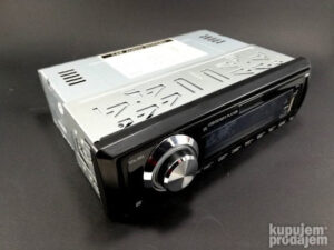 BLUETOOTH player za auto Mp3 SD USB AmFm Stereo