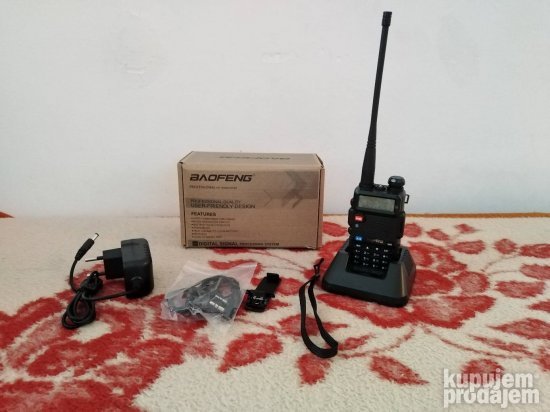 Baofeng UV 5R radio stanica - Slika 3