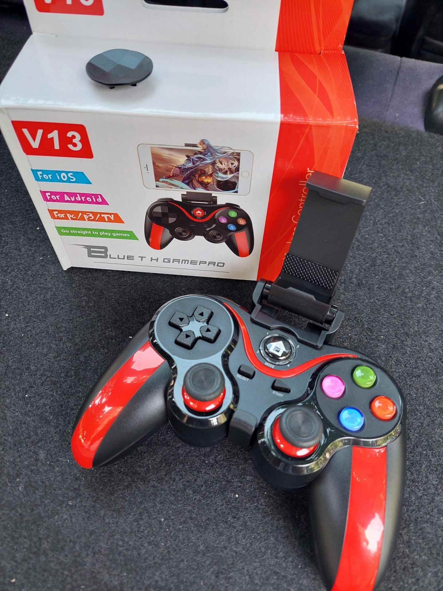 Bezicni dzojistik bluetooth gamepad VA 013 za telefon i pc Bezicni dzojistik bluetooth gamepad VA 013 za telefon i pc