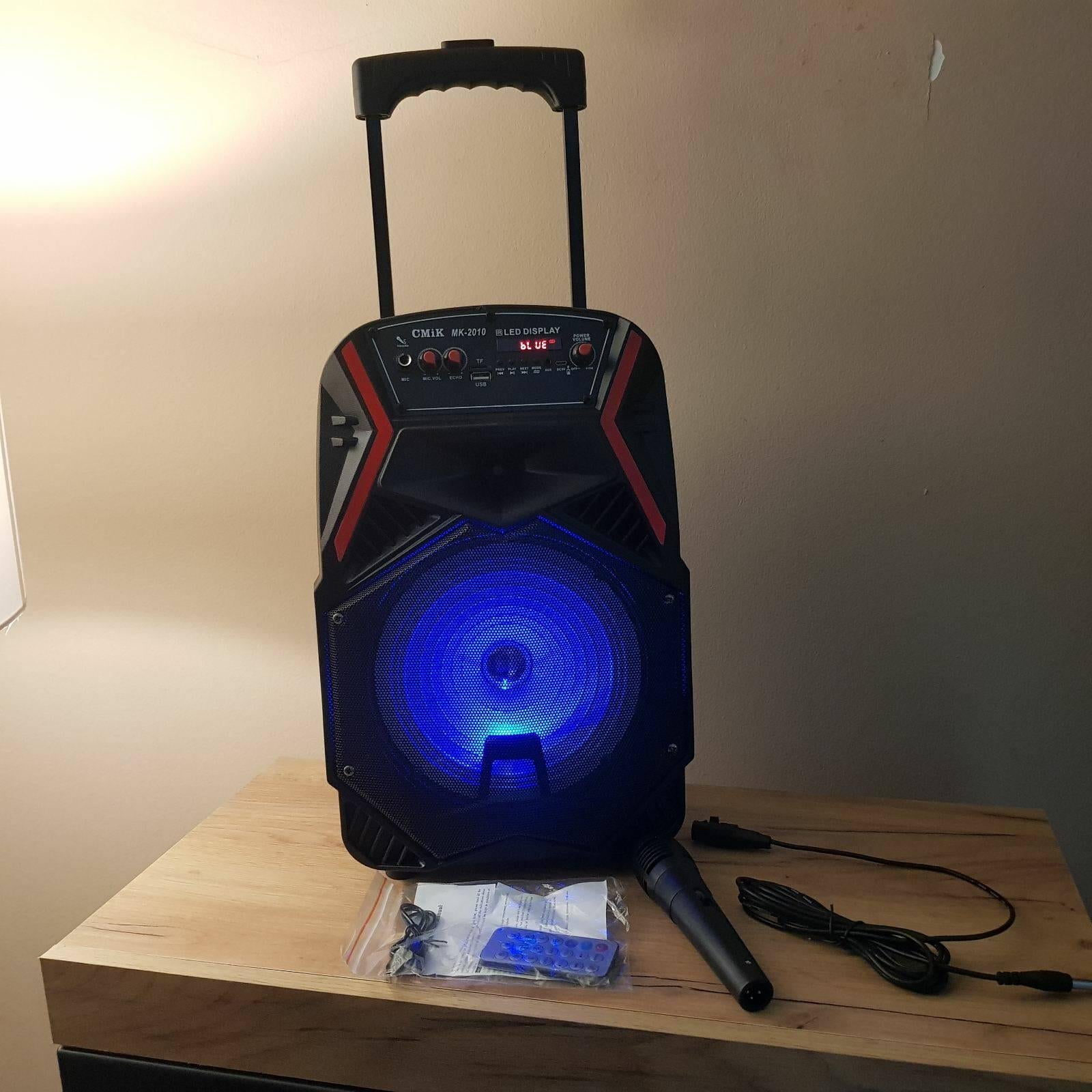 Bluetooth zvucniki mikrofon