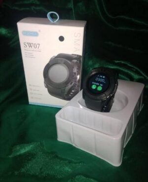 Brutalan smart sat sa Bt ekranom Ezra SW 07