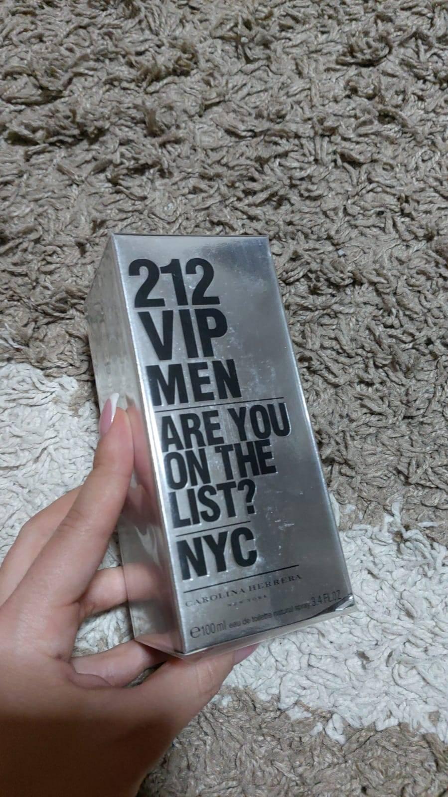 Carolina Herrera 212 VIP man original parfem Carolina Herrera 212 VIP man original parfem