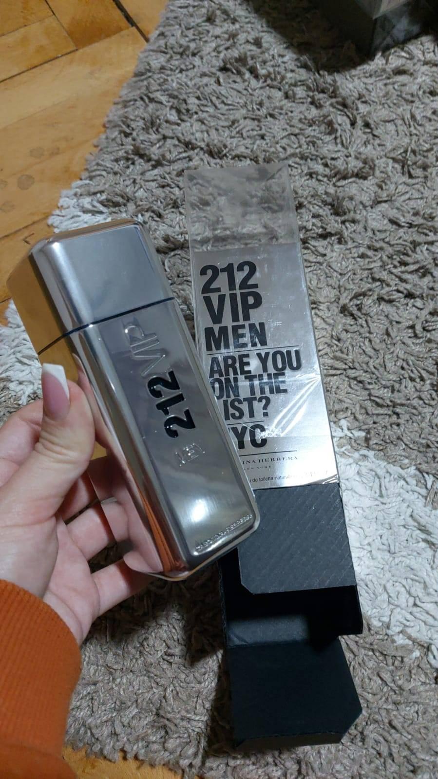 Carolina Herrera 212 VIP man original parfem Carolina Herrera 212 VIP man original parfem