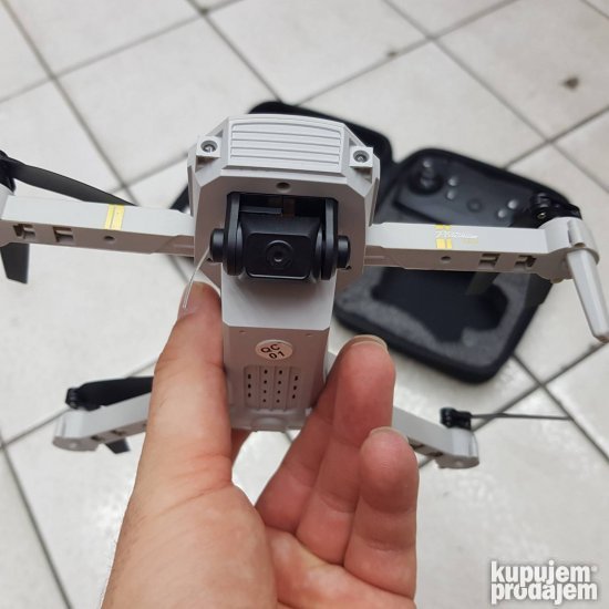 DRON sa kameromi Upravljanje preko tel i daljinskog DRON DRON - Slika 4