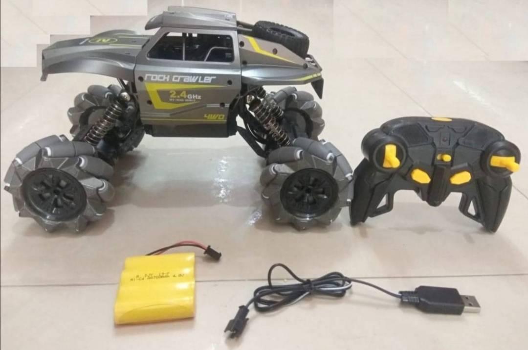 DZIP TERENAC 4×4 na daljinsko upravljanje DZIP TERENAC 4×4 na daljinsko upravljanje