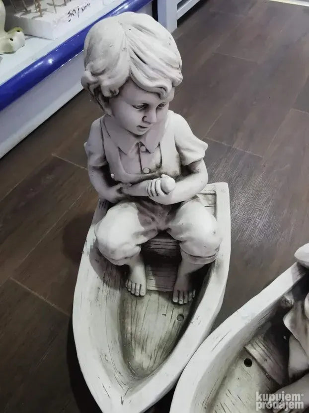 Decak i devojcica Gipsane figure - Slika 3