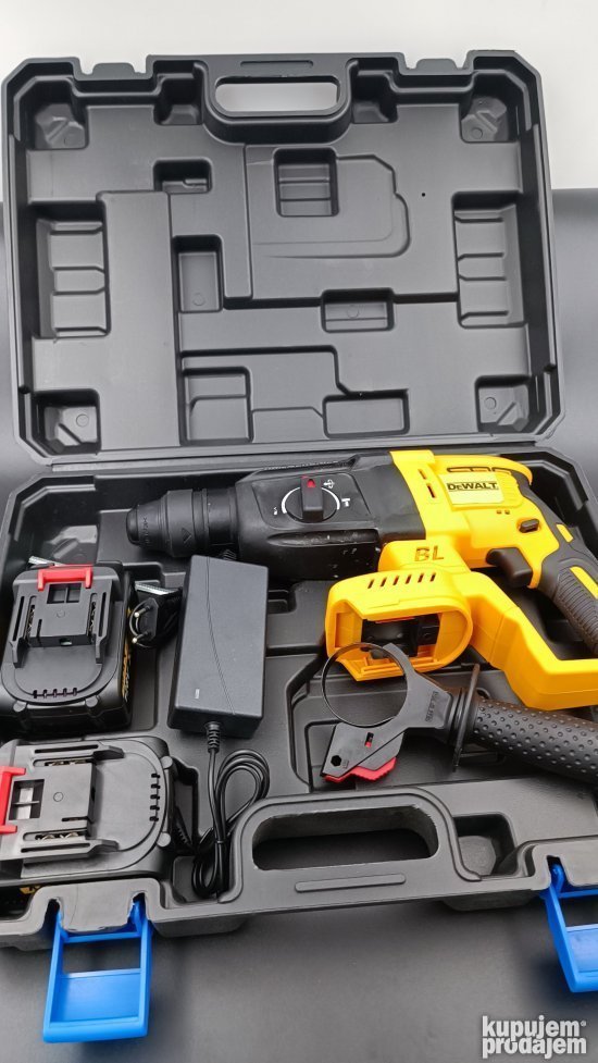 Dewalt aku hilti busilica 128v i dve baterije