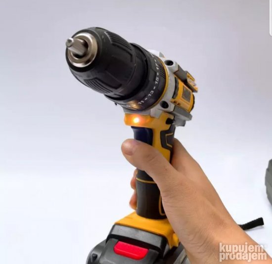 Dewalt aku srafilicabusilicacekic 36vi pribori 2 baterije