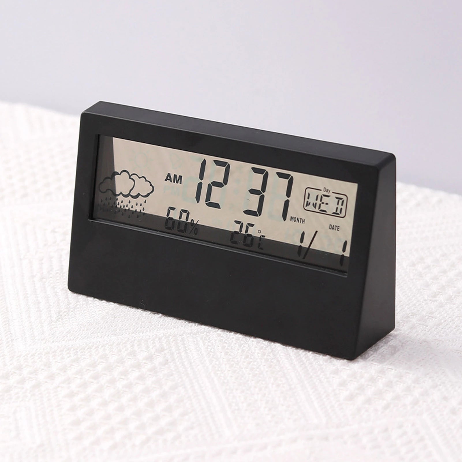 Digitalni sat i alarm
