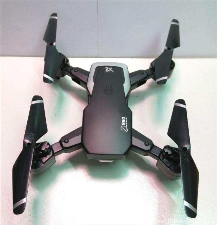 Dron S60 PLUS wifi sa kamerom i upravljanje mob Dron S60 PLUS wifi sa kamerom i upravljanje mob