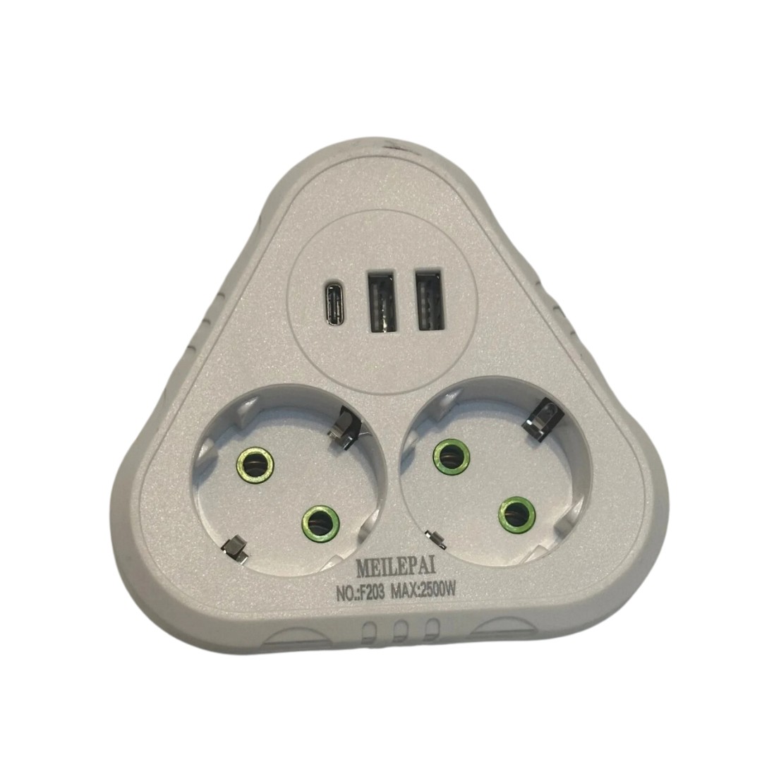 Dvostruka uticnica sa USB i C ulazom