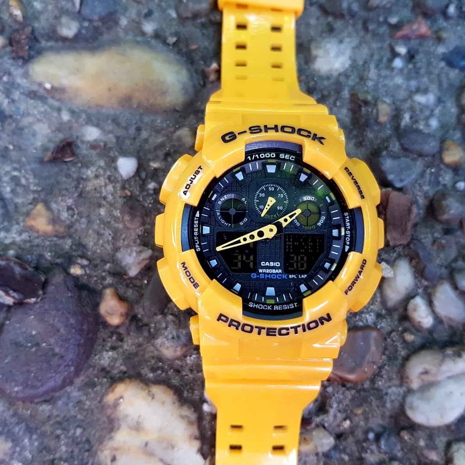 G Shock veoma unikatna boja upadljiva G Shock veoma unikatna boja upadljiva