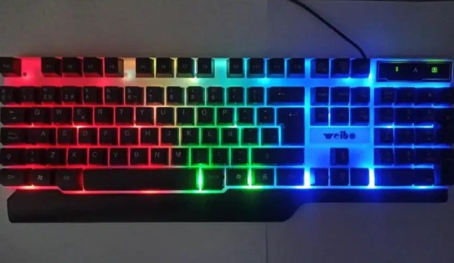 Gaming RGB tastatura i mis