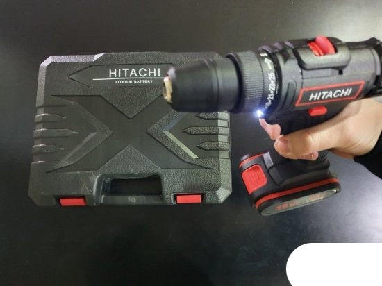 Hitachi Aku SrafilicaBusilica 36V sa Cekicem Set sa Priborom i 2 Baterije