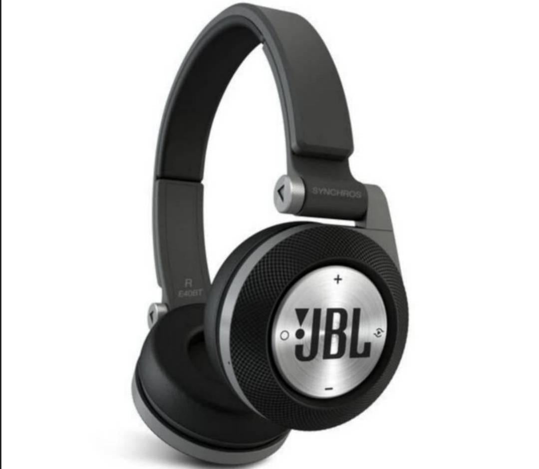 Jbl sluske SD mogucnost FM veoma lepo izradjene Jbl sluske SD mogucnost FM veoma lepo izradjene